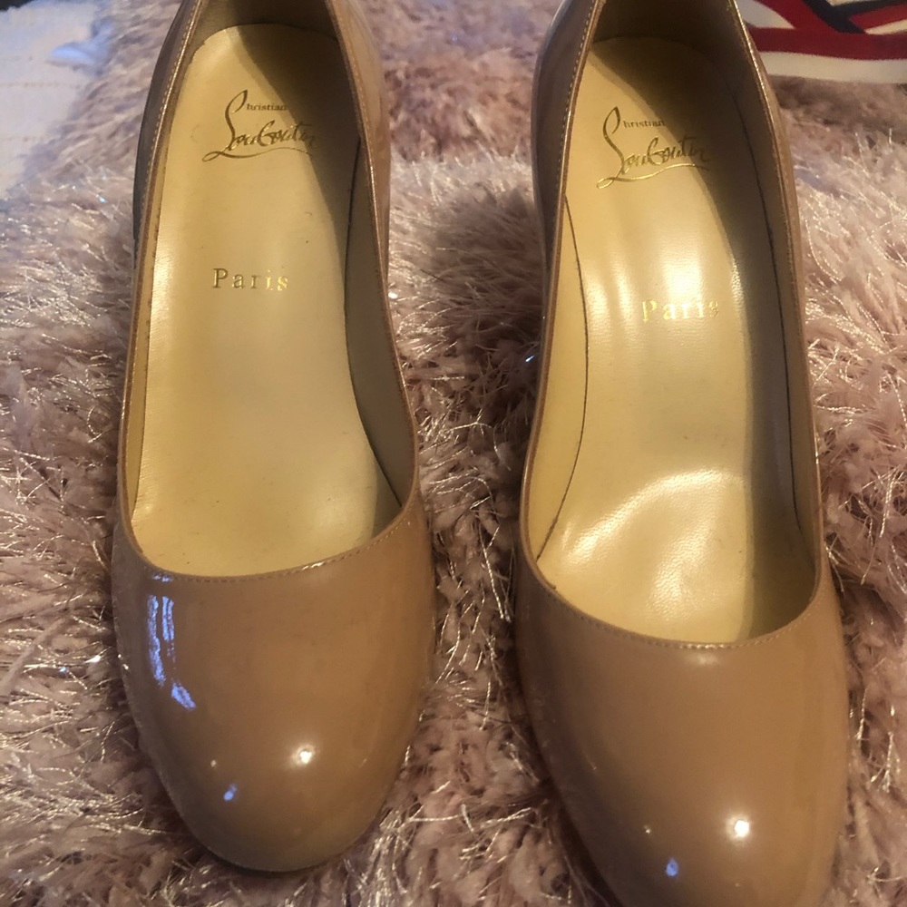 Pumps - Picture 5 of 6